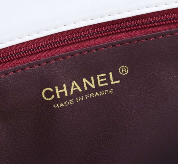 Modern Style Trendy CN Handbag 670