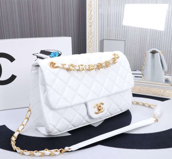 Modern Style Trendy CN Handbag 670