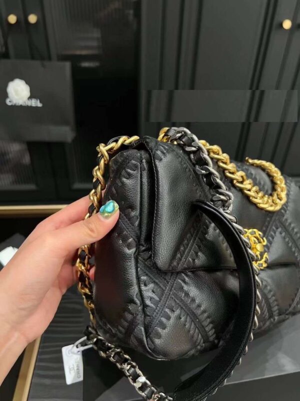 Modern Style Trendy CN Handbag 667