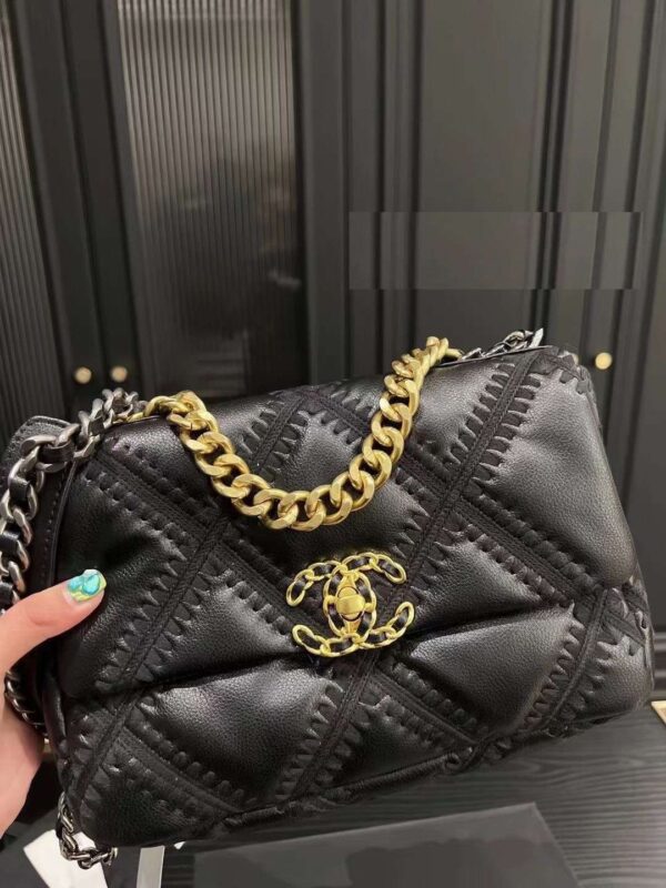 Modern Style Trendy CN Handbag 667
