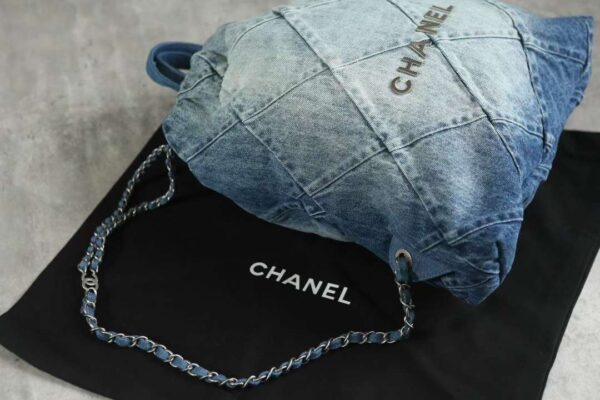 Modern Style Trendy CN Handbag 656