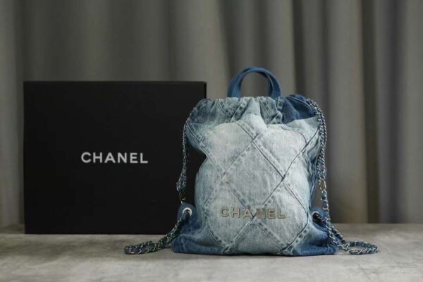 Modern Style Trendy CN Handbag 656