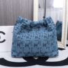 Modern Style Trendy CN Handbag 654