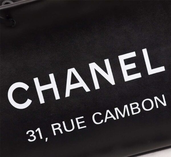 Modern Style Trendy CN Handbag 650