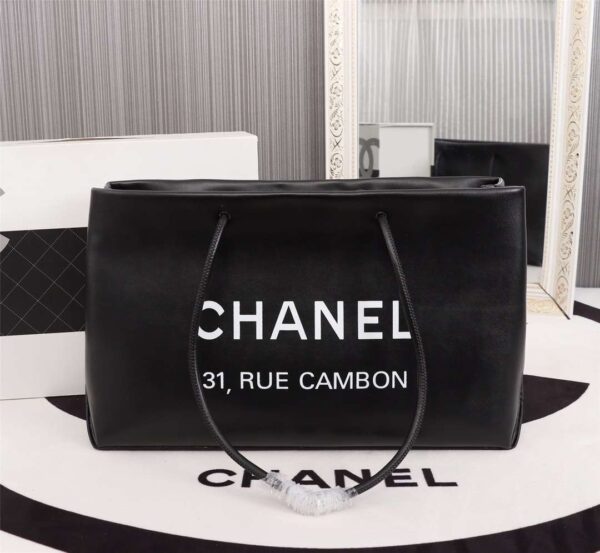 Modern Style Trendy CN Handbag 650