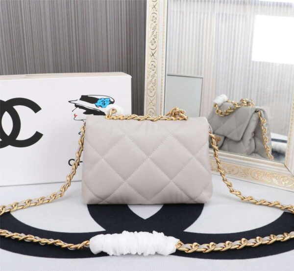 Modern Style Trendy CN Handbag 635
