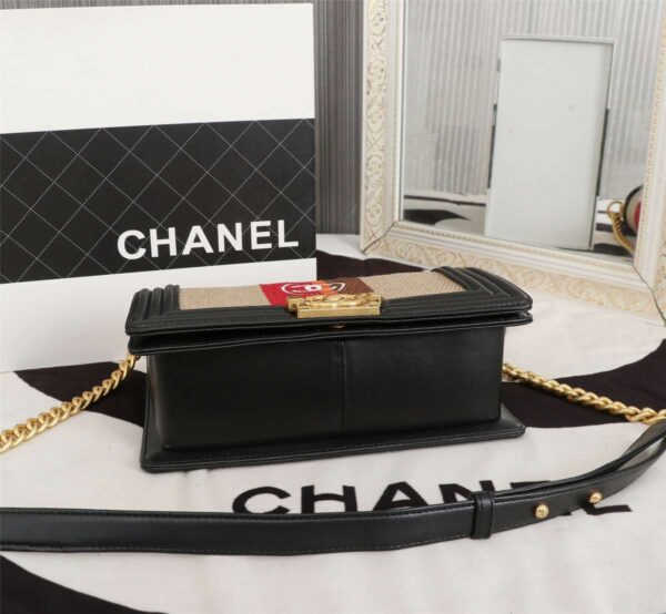 Modern Style Trendy CN Handbag 631