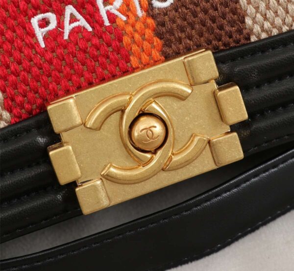 Modern Style Trendy CN Handbag 631