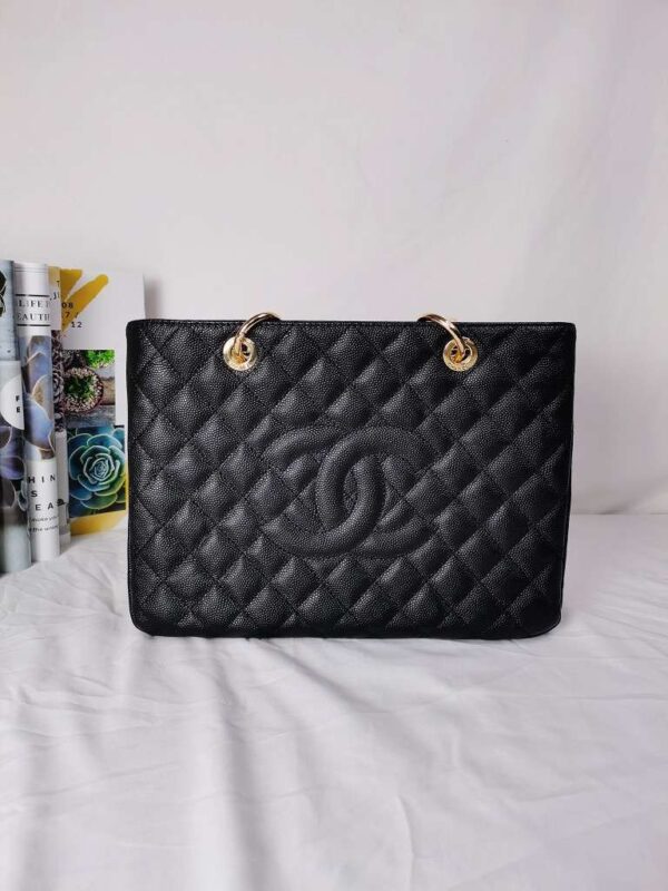 Modern Style Trendy CN Handbag 626