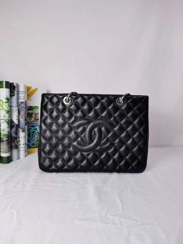 Modern Style Trendy CN Handbag 626