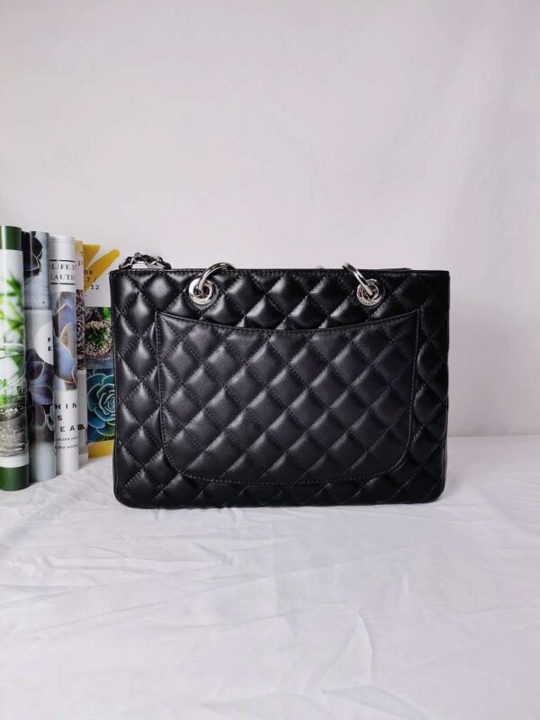 Modern Style Trendy CN Handbag 626