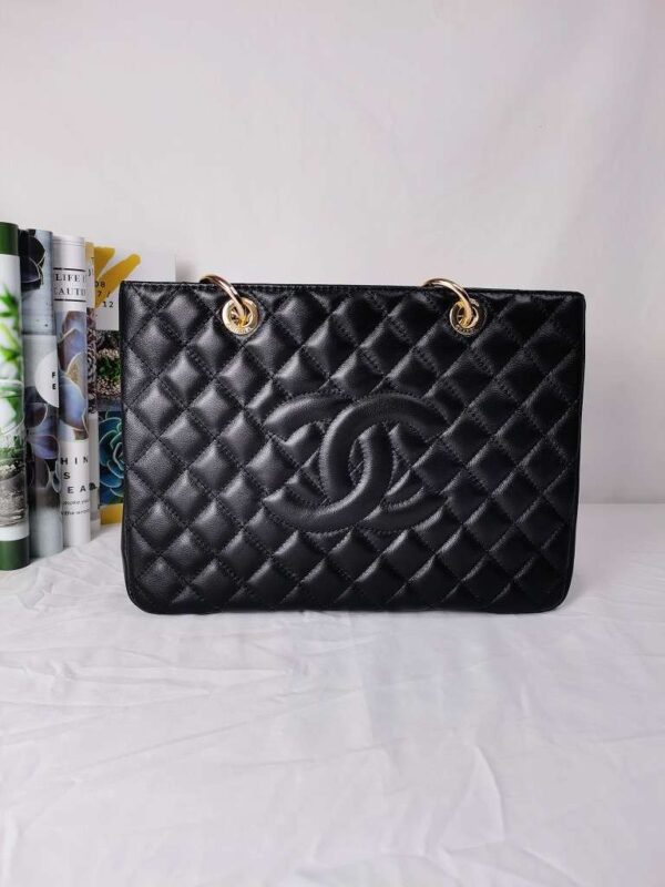 Modern Style Trendy CN Handbag 626