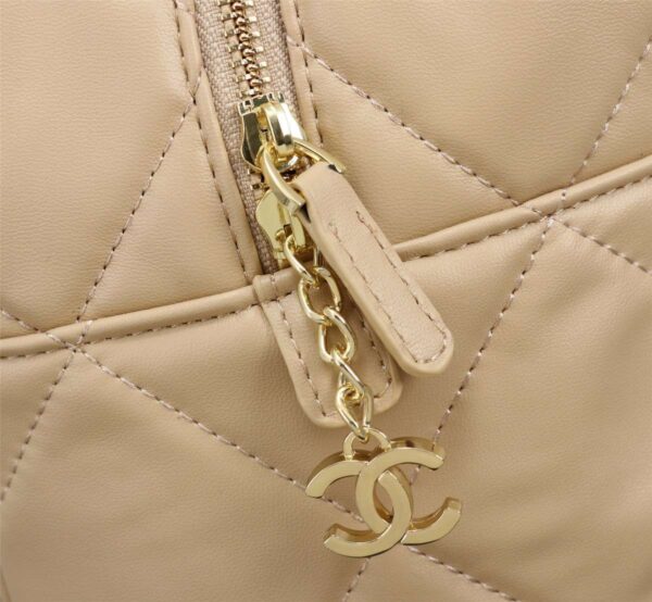 Modern Style Trendy CN Handbag 621