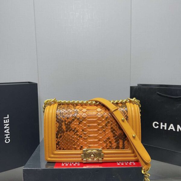 Modern Style Trendy CN Handbag 616