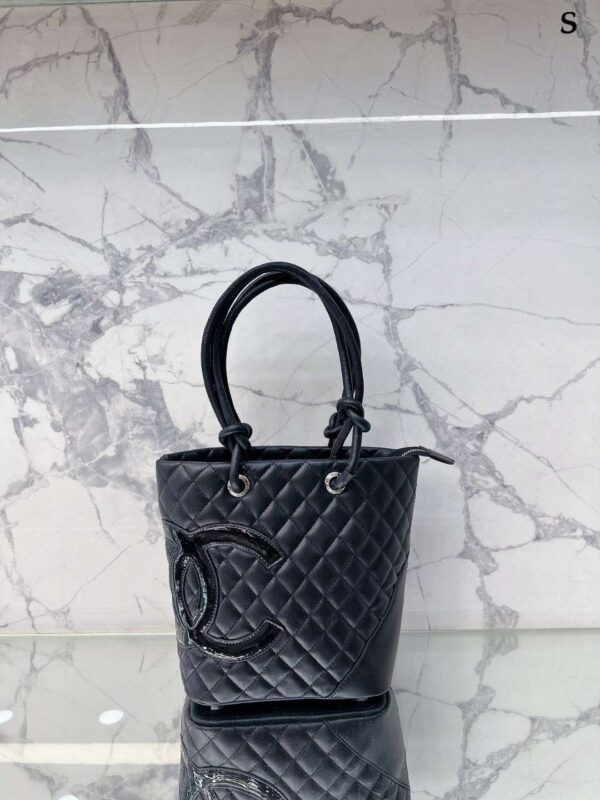 Modern Style Trendy CN Handbag 613