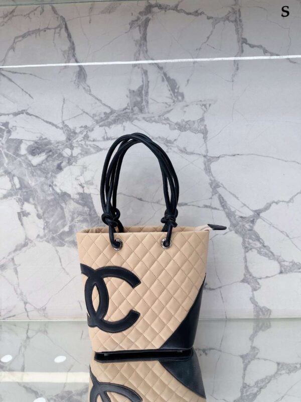 Modern Style Trendy CN Handbag 613