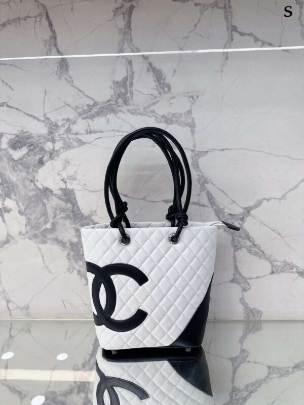Modern Style Trendy CN Handbag 613