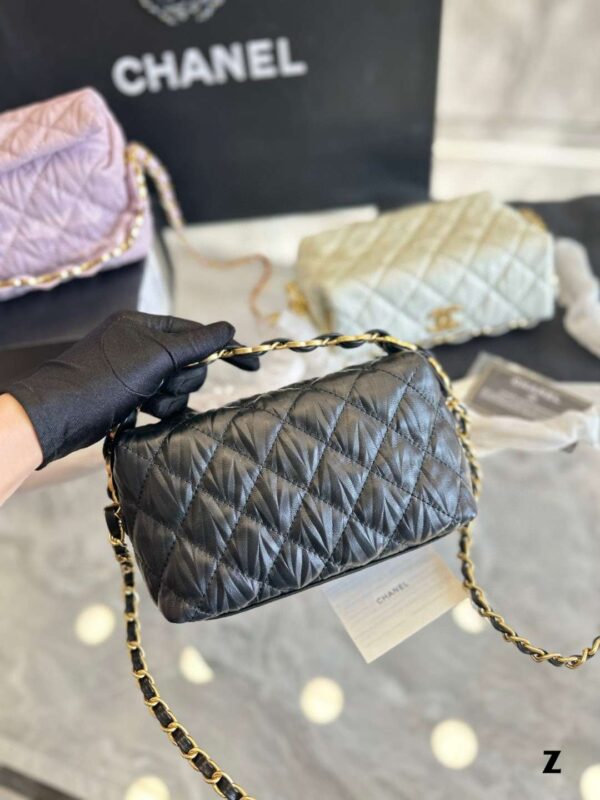 Modern Style Trendy CN Handbag 612