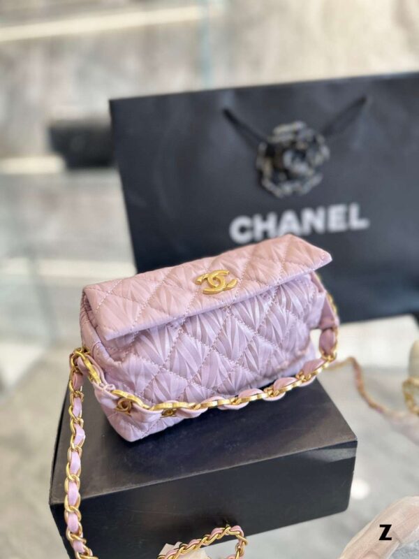 Modern Style Trendy CN Handbag 612