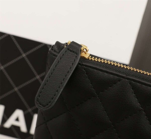 Modern Style Trendy CN HandBag 610