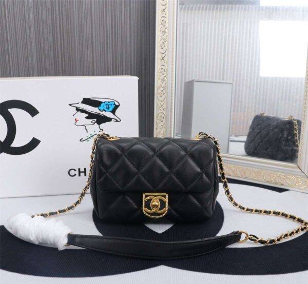 Modern Style Trendy CN Handbag 600