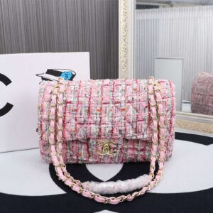 Modern Style Trendy CN Handbag 557
