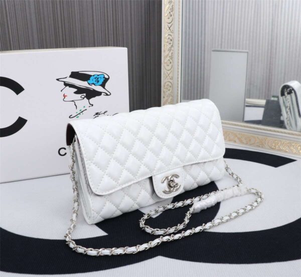 Modern Style Trendy CN Handbag 556
