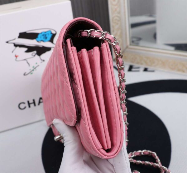 Modern Style Trendy CN Handbag 556