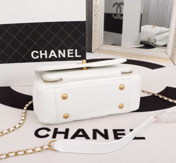 Modern Style Trendy CN Handbag 551