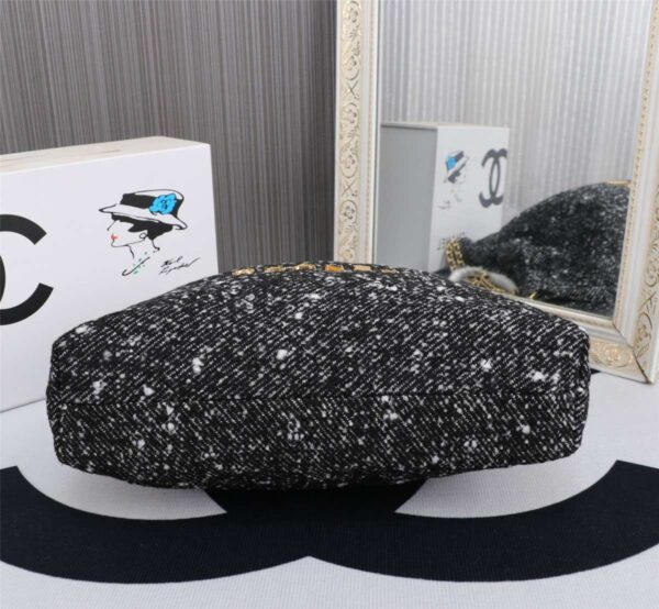 Modern Style Trendy CN Handbag 549