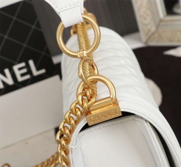 Modern Style Trendy CN Handbag 548