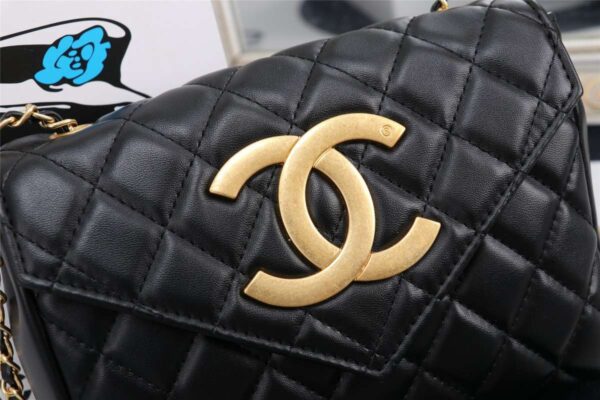 Modern Style Trendy CN Handbag 546