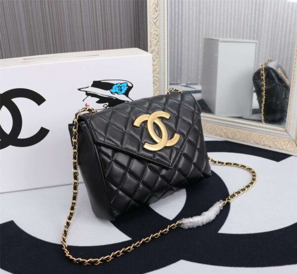 Modern Style Trendy CN Handbag 546
