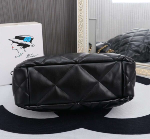 Modern Style Trendy CN Handbag 544