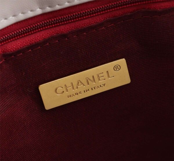 Modern Style Trendy CN Handbag 543