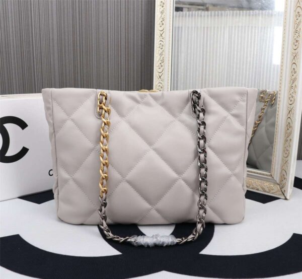 Modern Style Trendy CN Handbag 543