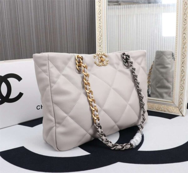 Modern Style Trendy CN Handbag 543