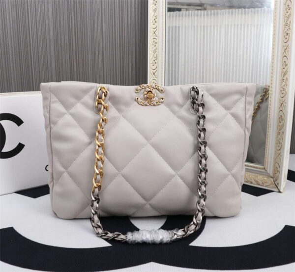 Modern Style Trendy CN Handbag 543