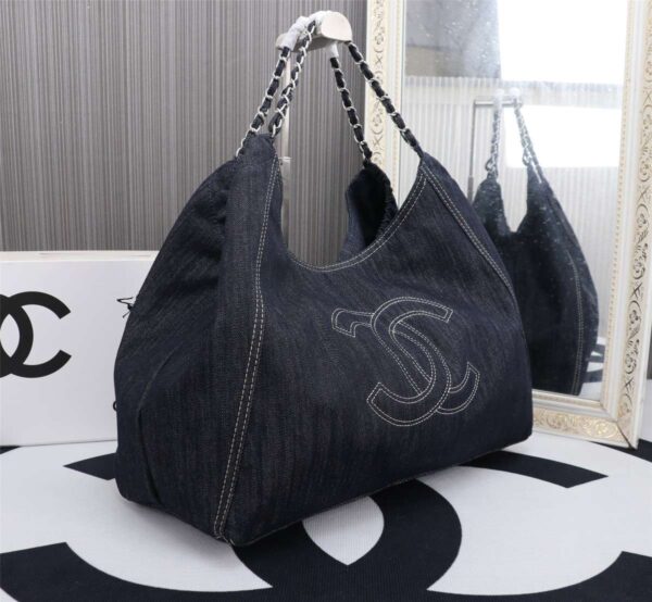 Modern Style Trendy CN Handbag 542