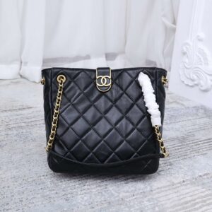 Modern Style Trendy CN Handbag 541