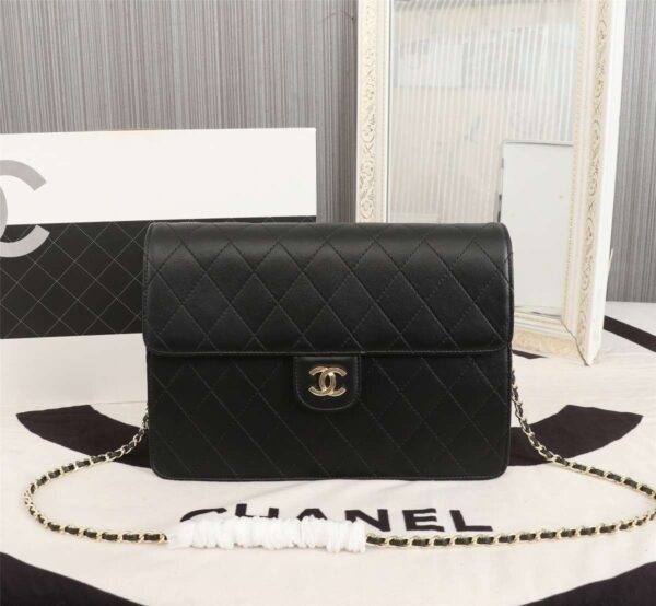 Modern Style Trendy CN Handbag 539
