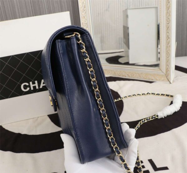 Modern Style Trendy CN Handbag 539