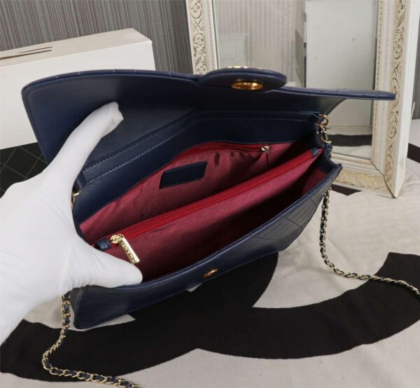 Modern Style Trendy CN Handbag 539
