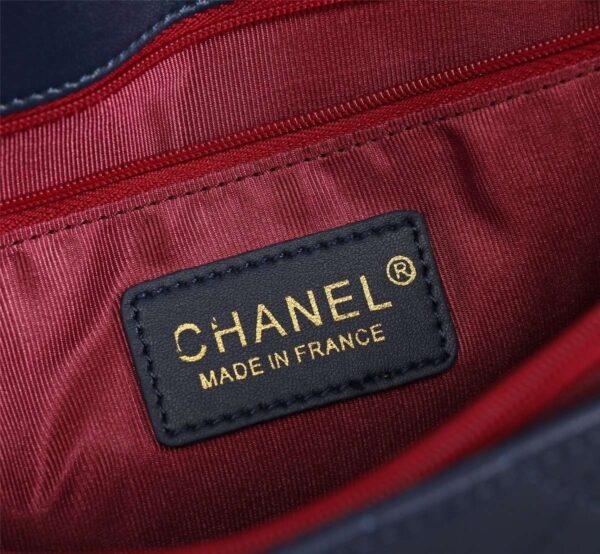 Modern Style Trendy CN Handbag 539