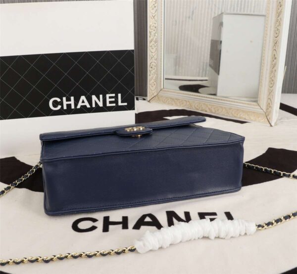 Modern Style Trendy CN Handbag 539