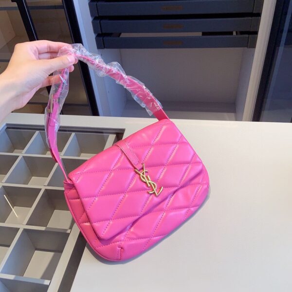 Modern Style Trendy Bag C3915