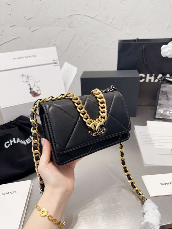 Modern Style Trendy Bag C3818