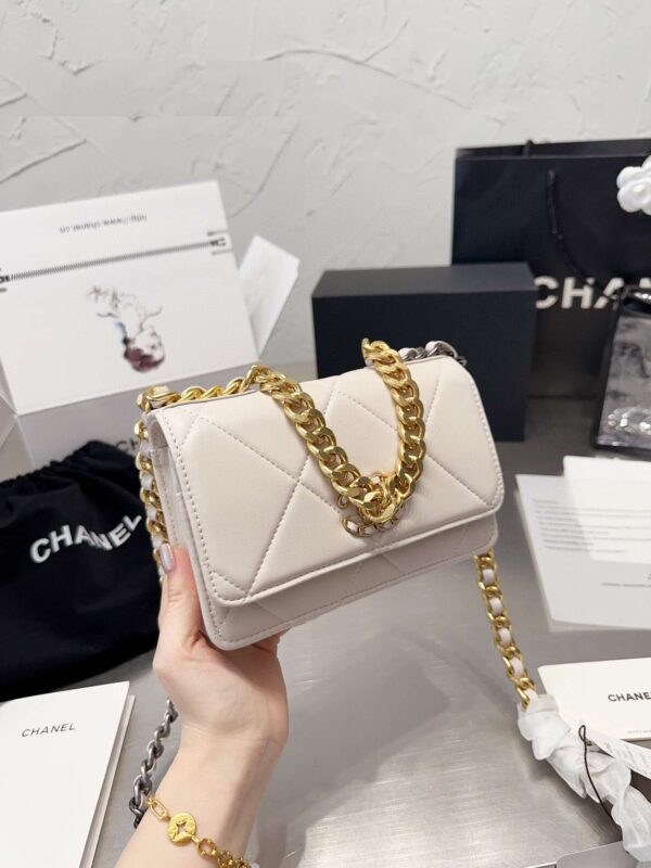Modern Style Trendy Bag C3818