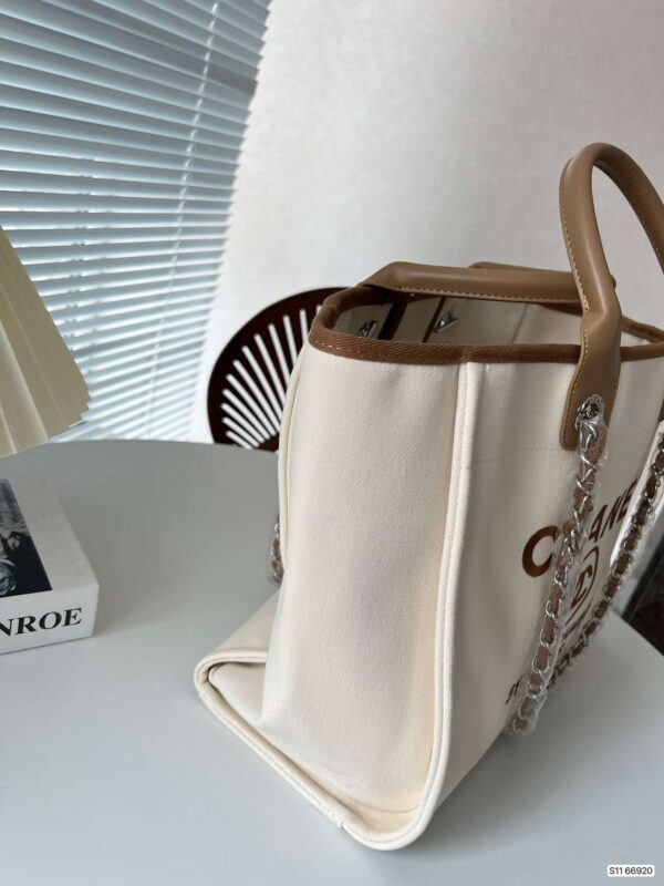 Modern Style Trendy Bag C3810