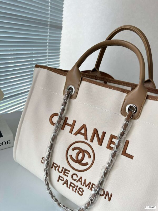 Modern Style Trendy Bag C3810